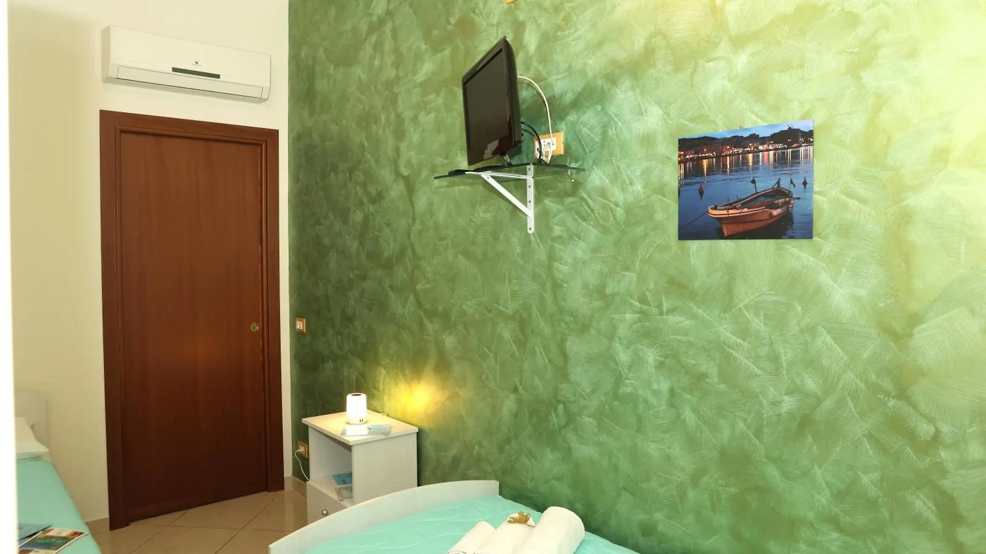 Le Case Di Ciccio - Casa Girasole Pantelleria Lägenhet